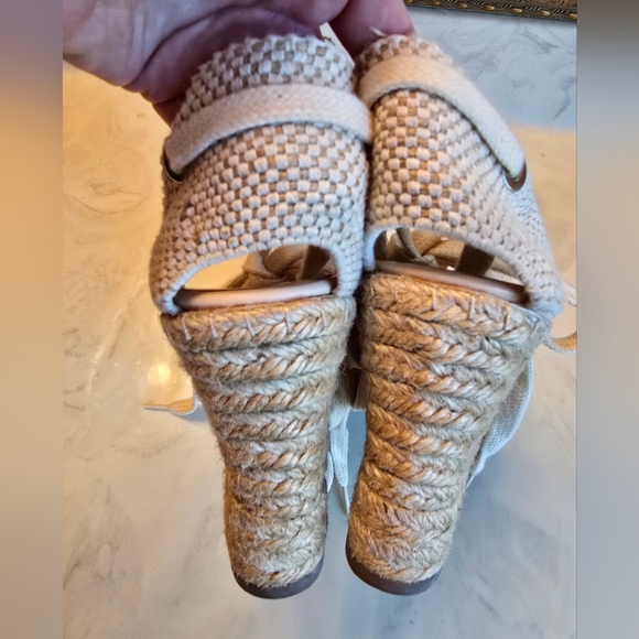 Valentino Garavani Beige Lace Espadrille Lace Up Wedges Size 39 - Picture 5 of 11
